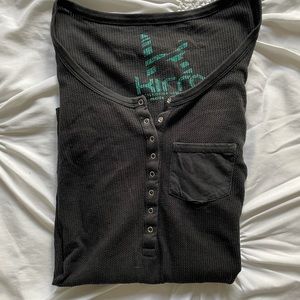 Black long sleeve with snaps (Size S)